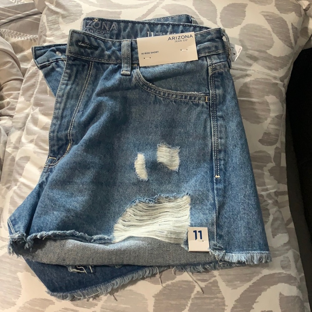 ARIZONA HI-RISE SHORTS